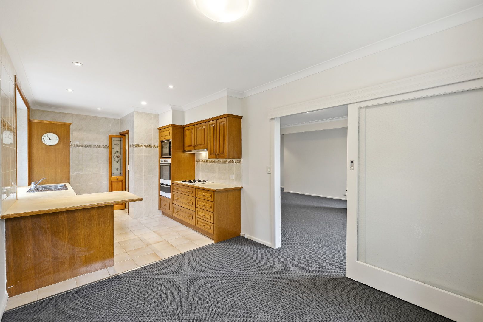 Wantirna South Property Conveyancing : Expert Guide for Regional Buyers and Sellers